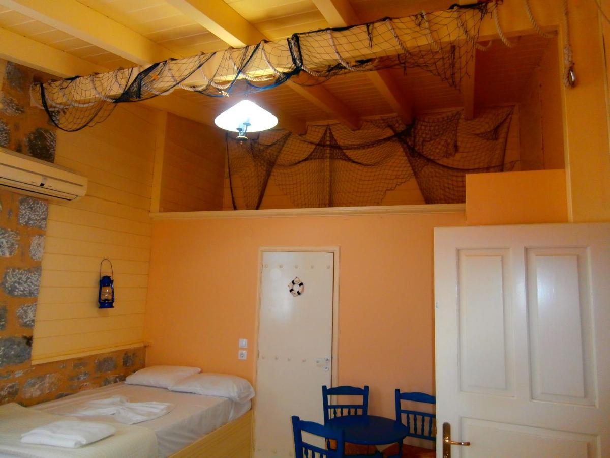 Villa Tzortzakos By Holiday Homes Mavrovoúnion Buitenkant foto