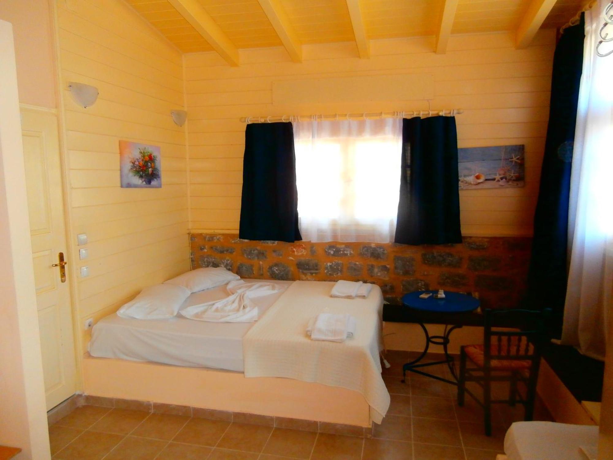 Villa Tzortzakos By Holiday Homes Mavrovoúnion Buitenkant foto